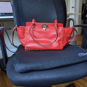Vitello Small Rockstud Tote Red